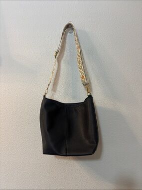 Black Women's Shoulder Bag with Patterned Strap